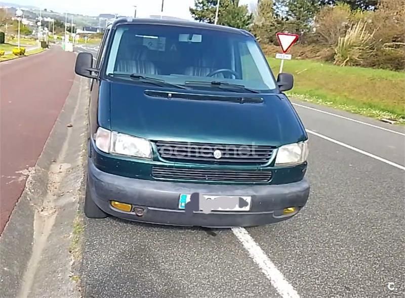 Usado VW Multivan 130 CV (95 kW) 2003 Verde Monovolumen