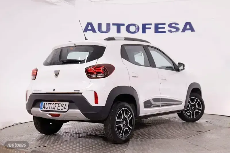 Usado Dacia Spring Business 33 kW (45 CV) 2022 Blanco Utilitario