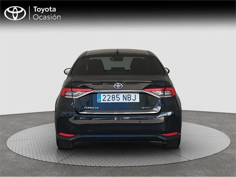 Usado Toyota Corolla Plus 140 CV (102 kW) 2025 Negro Berlina