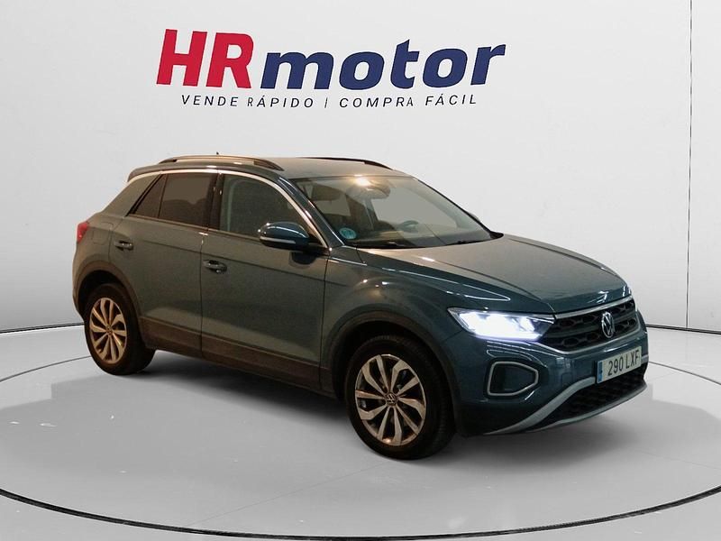 Gris Usado 2022 VW T-Roc Life SUV | 19.390 € (Precio justo) - Imagen 1/4