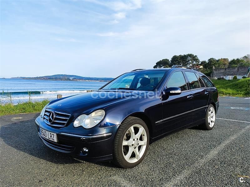 Usado Mercedes C220 Sport Edition 150 CV (110 kW) 2007 Azul Familiar