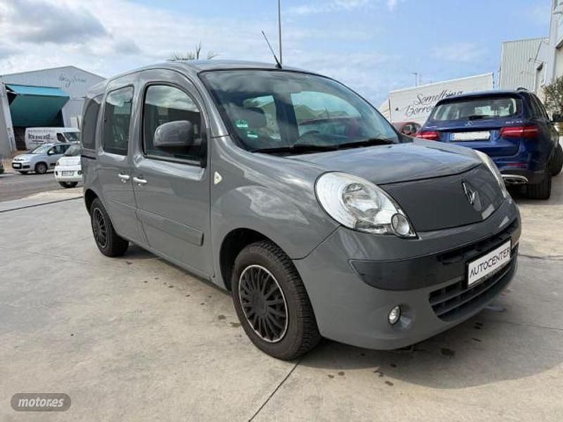 Usado Renault Kangoo Expression 90 CV (66 kW) 2012 Gris / plata Monovolumen