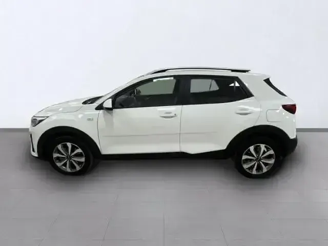 Usado Kia Stonic 101 CV (74 kW) 2021 Otro SUV