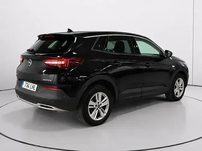 Usado Opel Grandland X Selective 130 CV (95 kW) 2020 Negro SUV