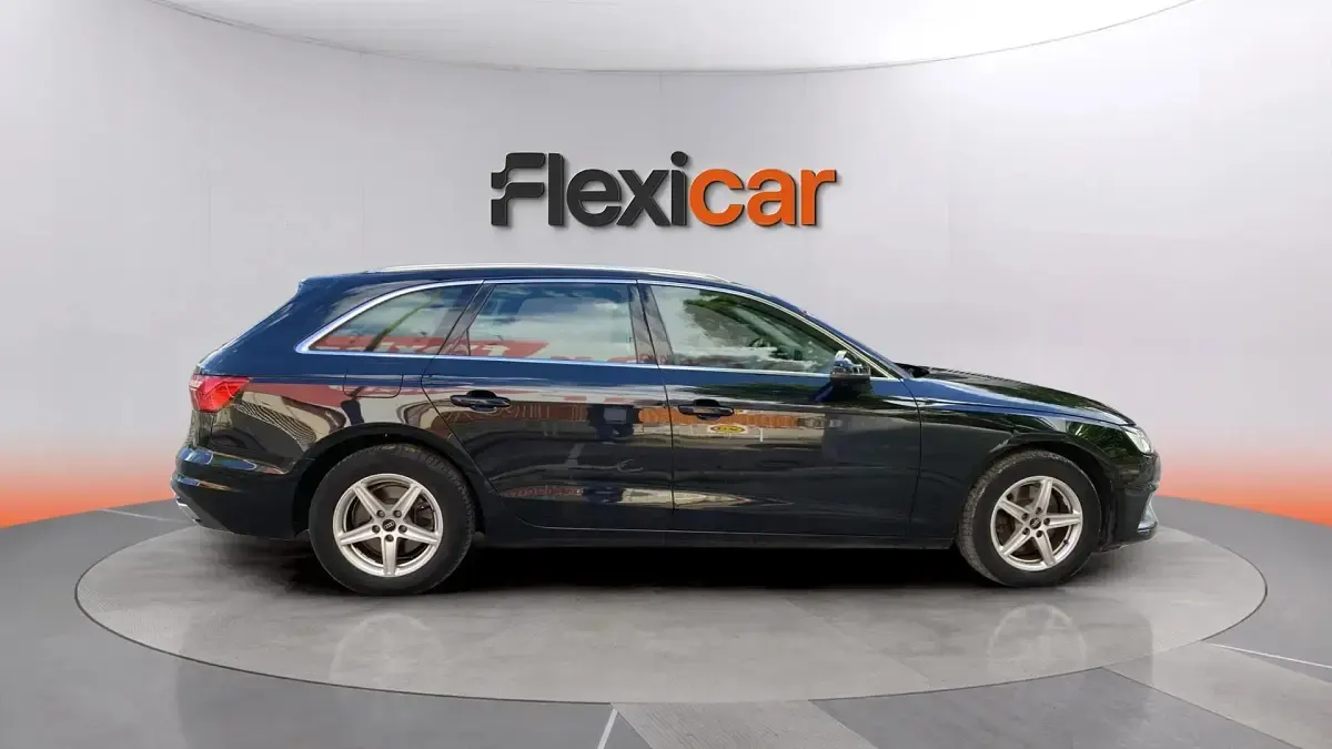 Usado Audi A4 Advanced Plus 150 CV (110 kW) 2023 Negro Familiar