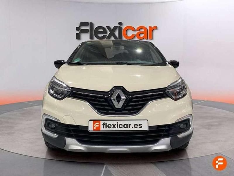 Usado Renault Captur Zen 90 CV (66 kW) 2018 Beige SUV