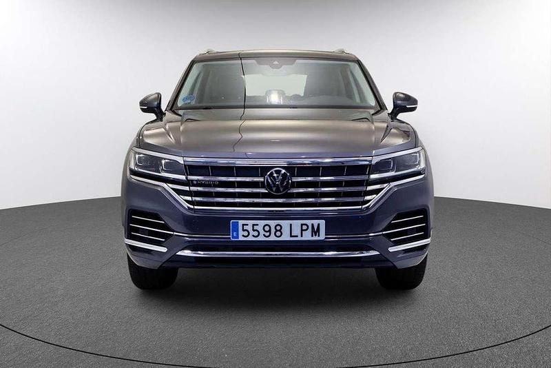 Usado VW Touareg Elegance 340 CV (250 kW) 2021 Gris SUV