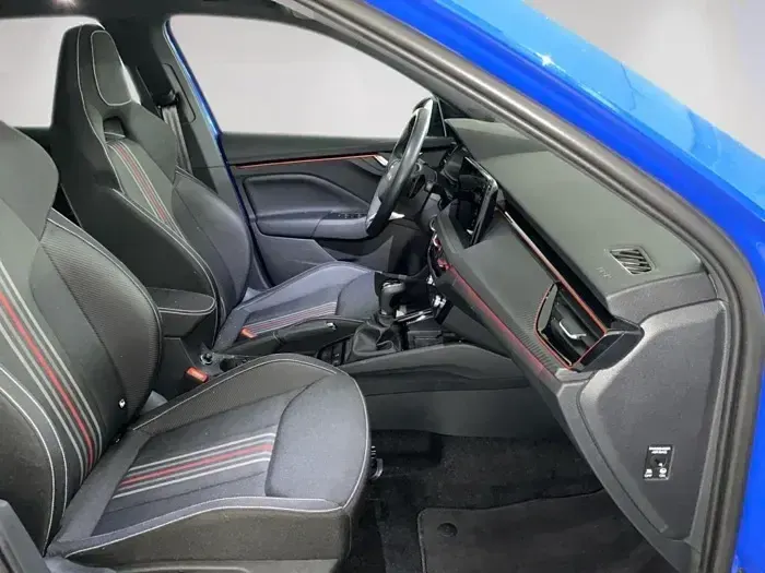 Usado Skoda Kamiq Monte Carlo 150 CV (110 kW) 2024 Azul SUV