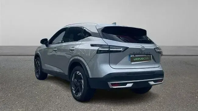 Usado Nissan Qashqai N-Connecta 140 CV (102 kW) 2024 Gris SUV