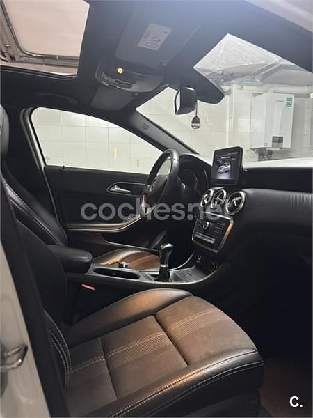 Usado Mercedes A180 109 CV (80 kW) 2018 Blanco Berlina