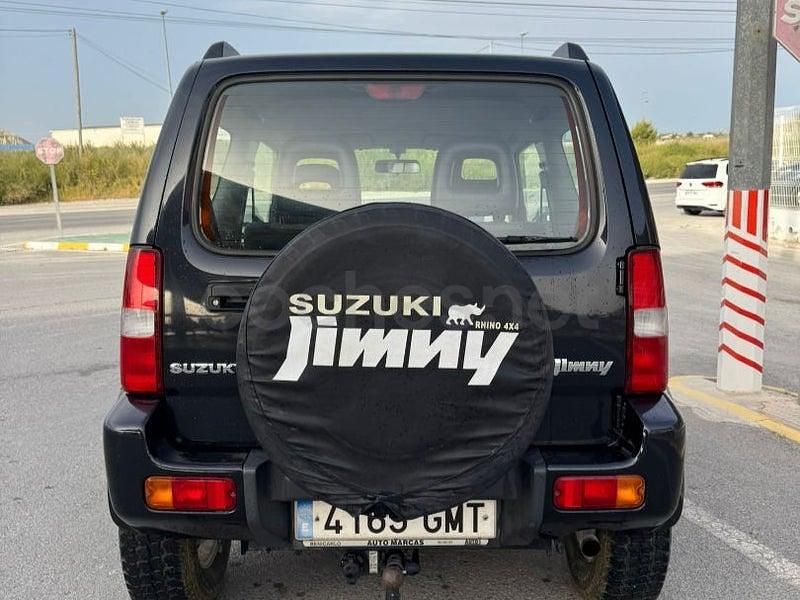 Usado Suzuki Jimny 86 CV (63 kW) 2010 Negro SUV