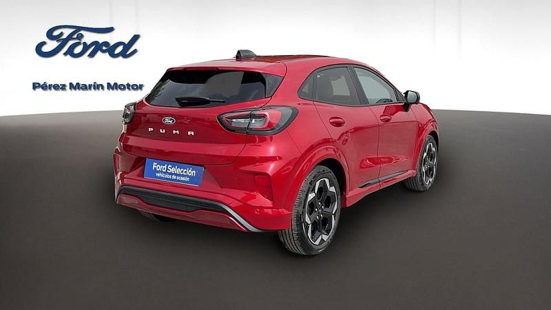 Usado Ford Puma Premium 168 CV (123 kW) 2025 Rojo fantastic SUV