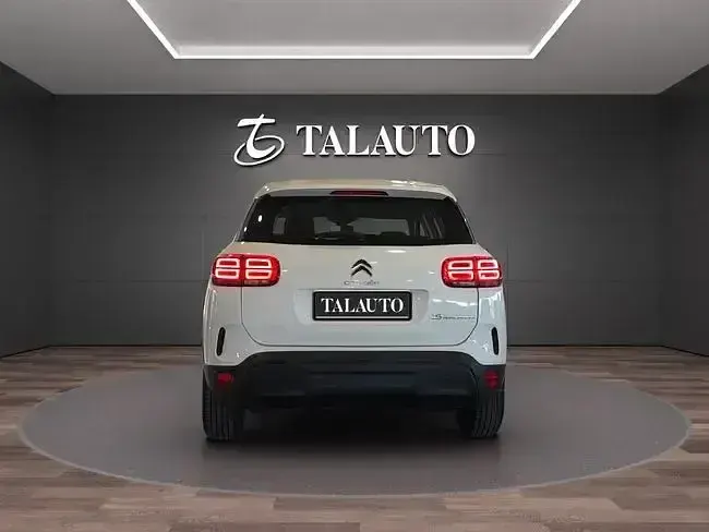 Usado Citroën C5 Aircross Live 131 CV (96 kW) 2019 Blanco SUV