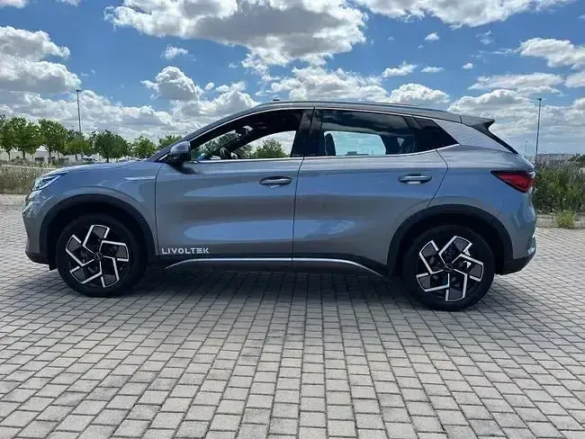 Usado BYD Atto 3 Comfort 150 kW (204 CV) 2024 Gris