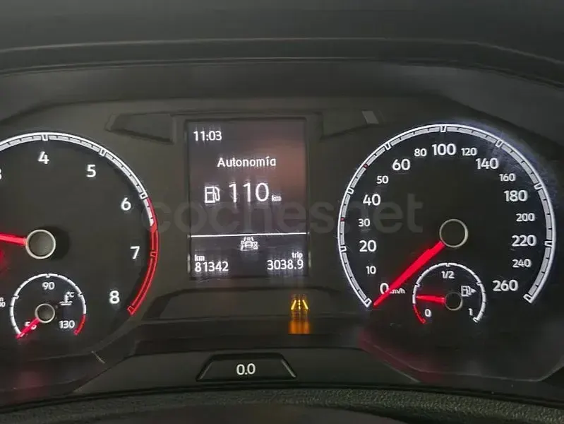 Usado VW T-Roc Advance 115 CV (84 kW) 2018 Azul SUV