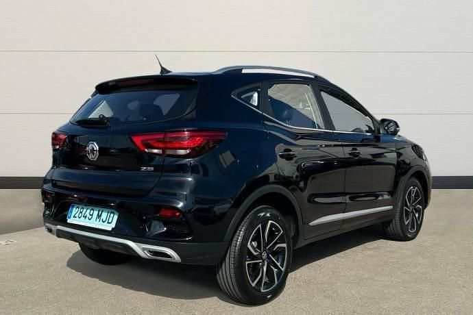 Usado MG ZS Luxury 117 CV (86 kW) 2023 Berlina