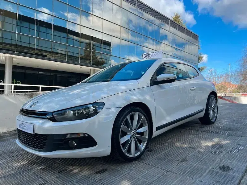 Usado VW Scirocco 160 CV (117 kW) 2009 Blanco Coupe