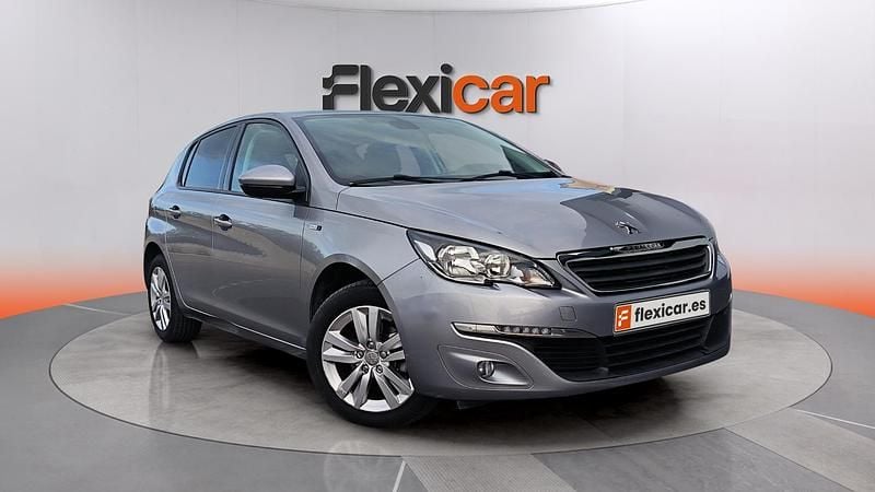 Usado Peugeot 308 Style 131 CV (96 kW) 2017 Gris Berlina
