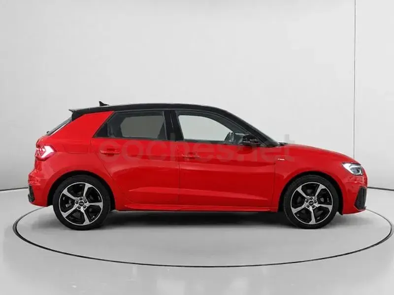 Usado Audi A1 Sportback 110 CV (80 kW) 2021 Rojo Utilitario