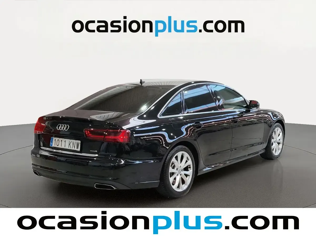 Usado Audi A6 218 CV (160 kW) 2015 Negro Berlina