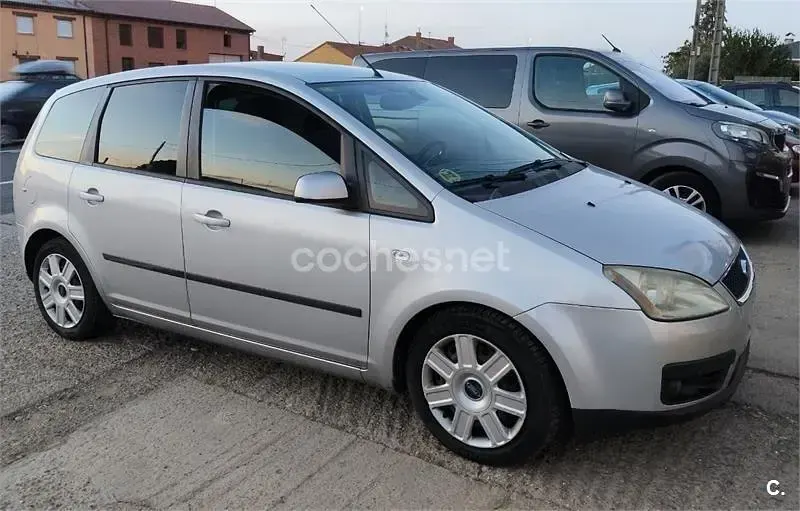 Usado Ford C-MAX Trend 115 CV (84 kW) 2006 Gris / plata Monovolumen