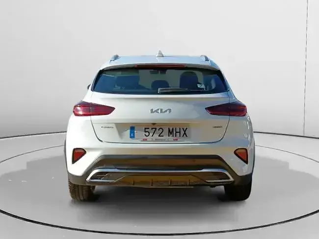 Usado Kia XCeed 141 CV (103 kW) 2023 Blanco SUV