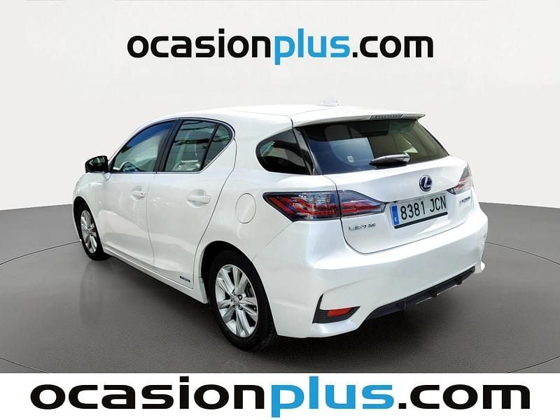Usado Lexus CT200h Executive Line 136 CV (100 kW) 2015 Blanco Utilitario