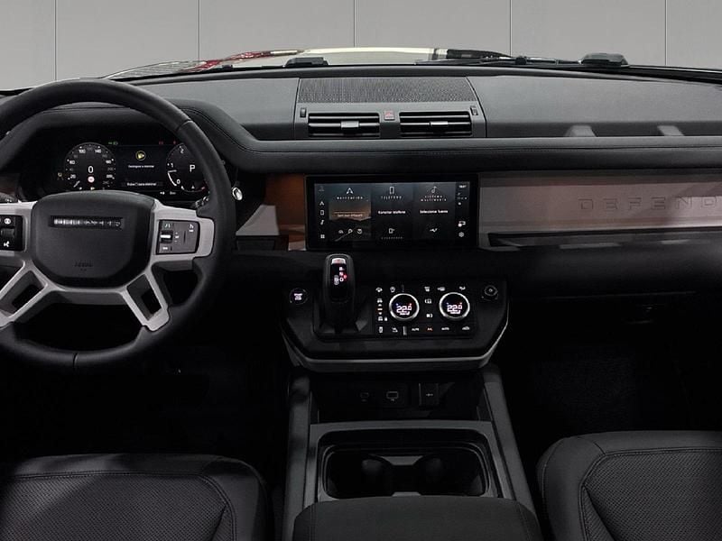 Usado Land Rover Defender SE 249 CV (183 kW) 2024 Santorini black SUV