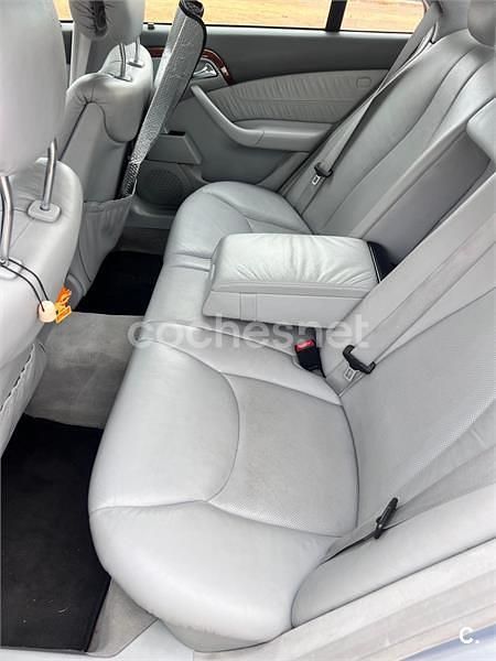 Usado Mercedes S320 224 CV (164 kW) 2000 Gris / plata Berlina