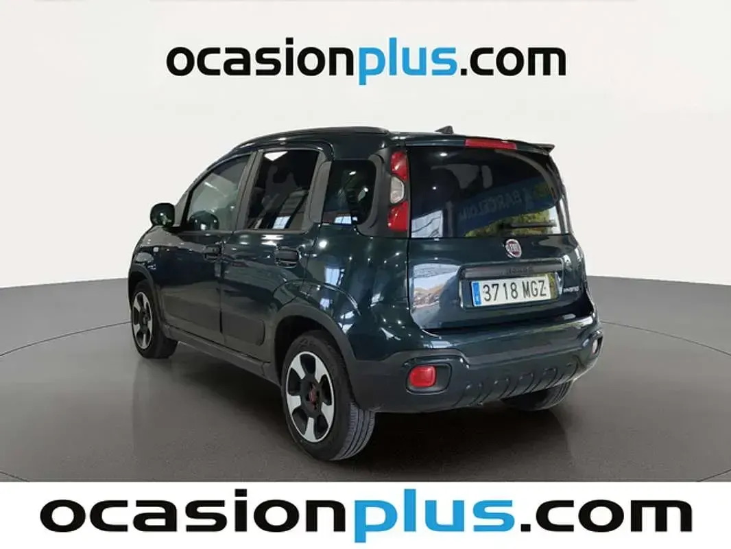Usado Fiat Panda Cross Cross 70 CV (51 kW) 2023 Verde Utilitario