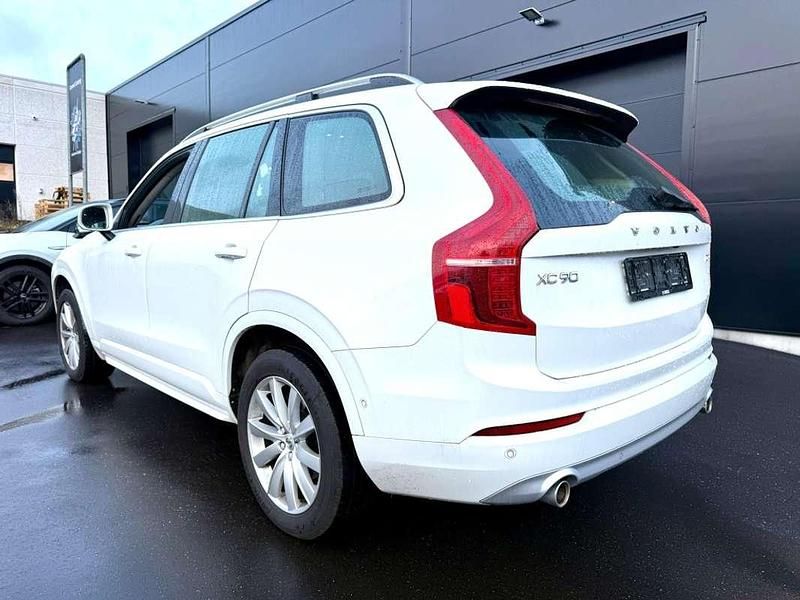 Usado Volvo XC90 Momentum 190 CV (139 kW) 2017 Blanco SUV