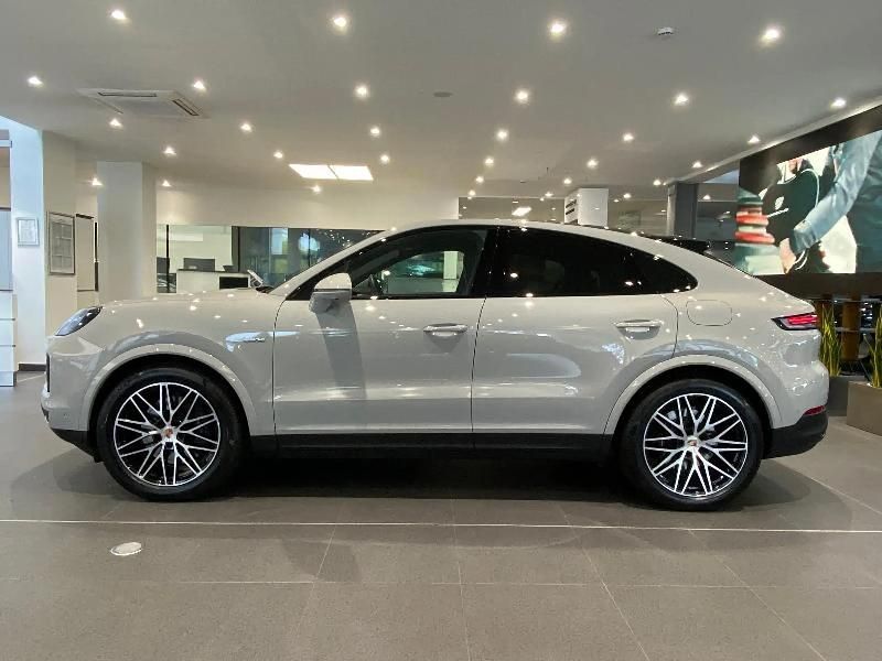 Usado Porsche Cayenne E-Hybrid Coupe 470 CV (345 kW) 2023 Blanco SUV