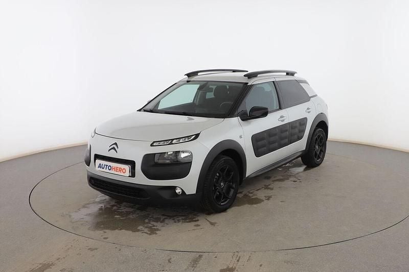 Usado Citroën C4 Feel 82 CV (60 kW) 2017 Blanco SUV