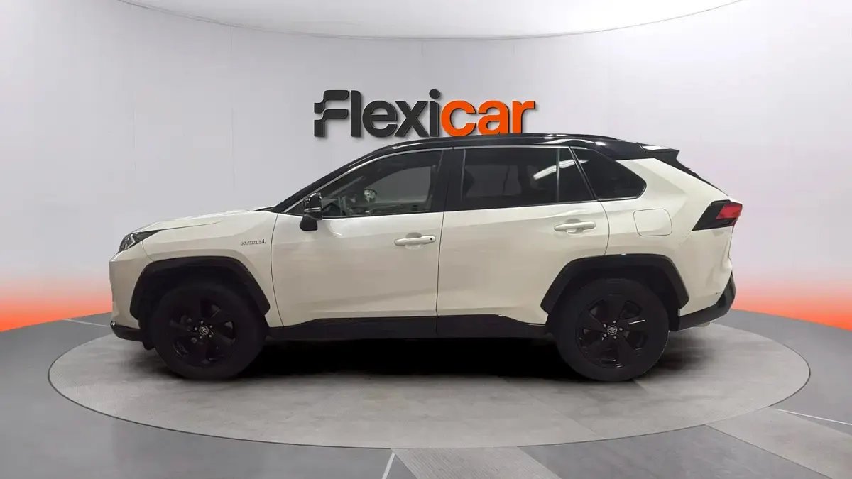 Usado Toyota RAV4 Hybrid 197 CV (144 kW) 2019 Blanco SUV