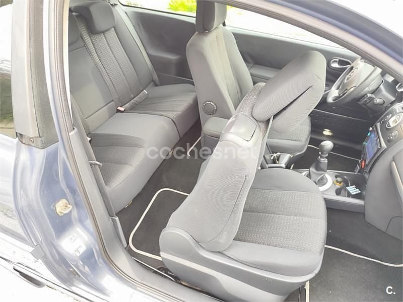 Begagnad Renault Mégane II Expression 130 HK (95 kW) 2007 Grå Sedan