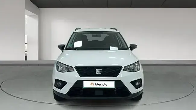 Usado Seat Arona Ecomotive 95 CV (69 kW) 2018 Blanco SUV