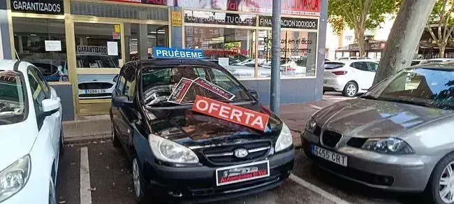 Usado Hyundai Getz 66 CV (48 kW) 2005 Negro Utilitario