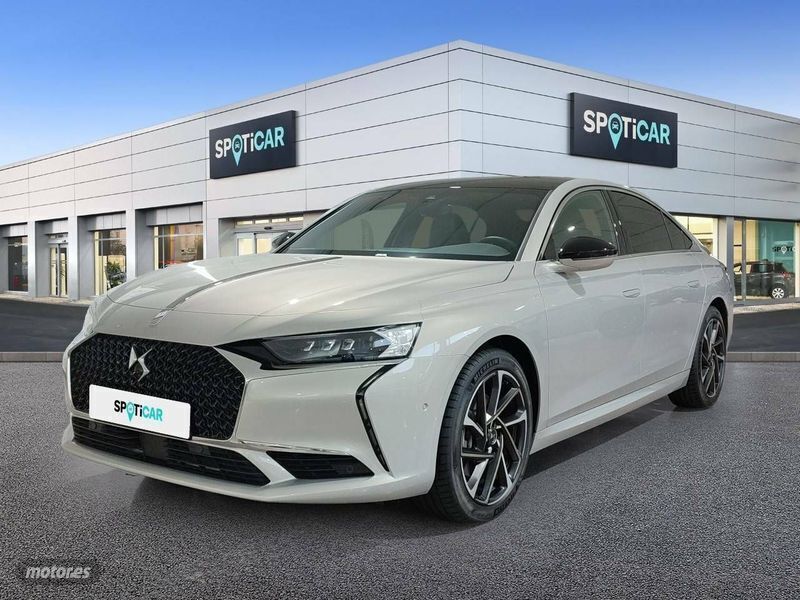 Blanco Usado 2023 DS Automobiles DS9 Rivoli Plus Berlina | 58.950 € - Imagen 1/4