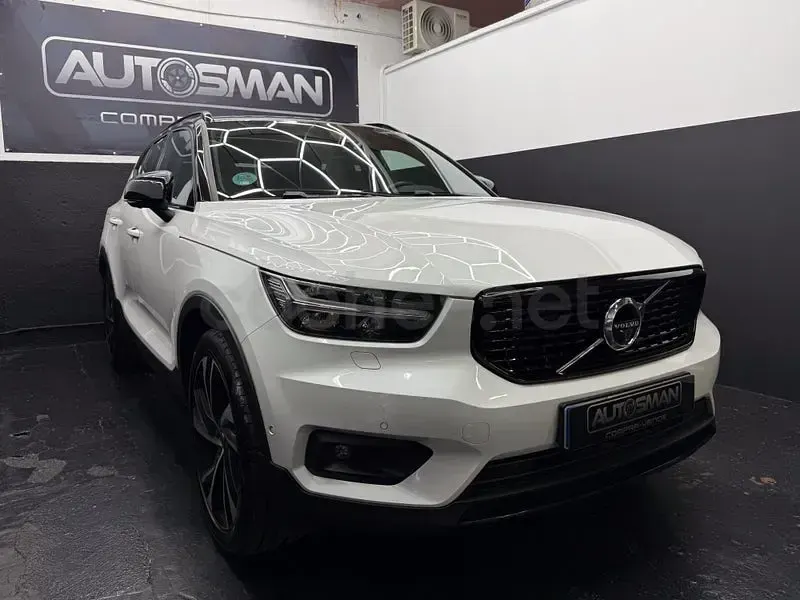 Usado Volvo XC40 R-Design 247 CV (181 kW) 2017 Blanco SUV