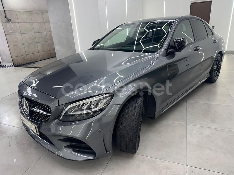 Usado Mercedes C200 160 CV (117 kW) 2020 Gris / plata Berlina