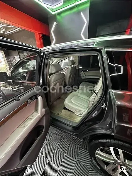 Usado Audi Q7 240 CV (176 kW) 2007 Negro SUV