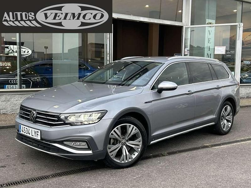 Gris Usado 2022 VW Passat Alltrack Familiar | 20.950 € (Precio justo) - Imagen 1/4