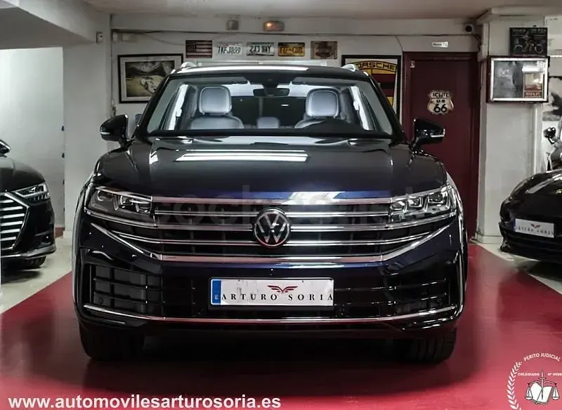 Usado VW Touareg Elegance 231 CV (169 kW) 2025 Azul SUV