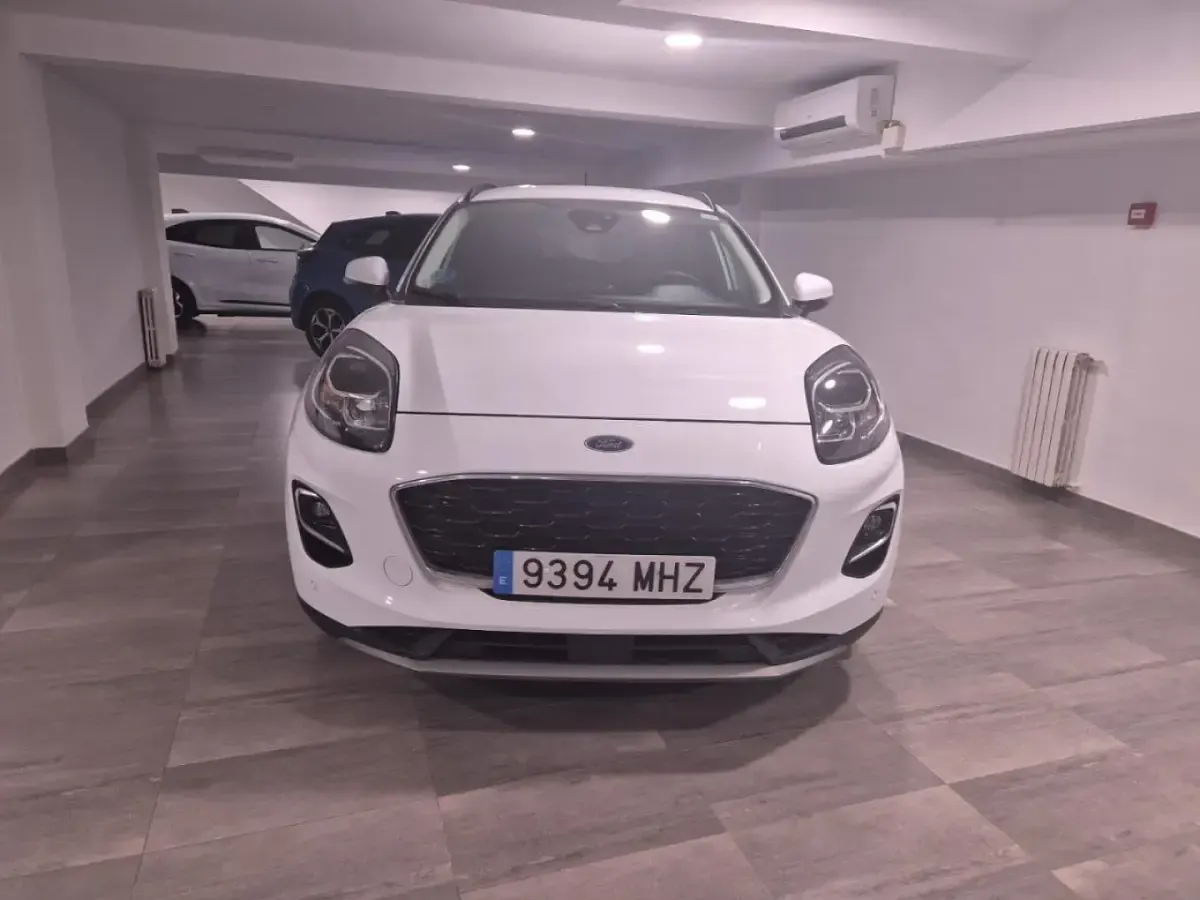 Usado Ford Puma Titanium 125 CV (91 kW) 2023 Blanco SUV