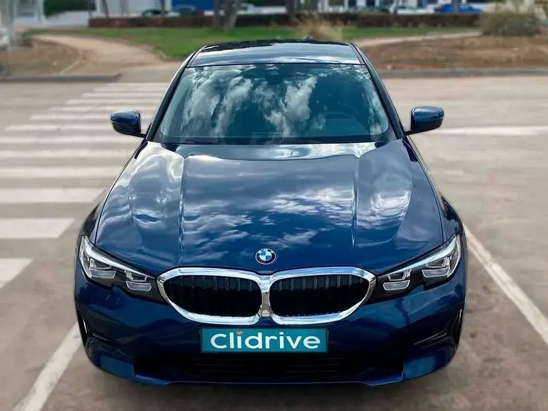 Usado BMW 330e 292 CV (214 kW) 2020 Azul Berlina