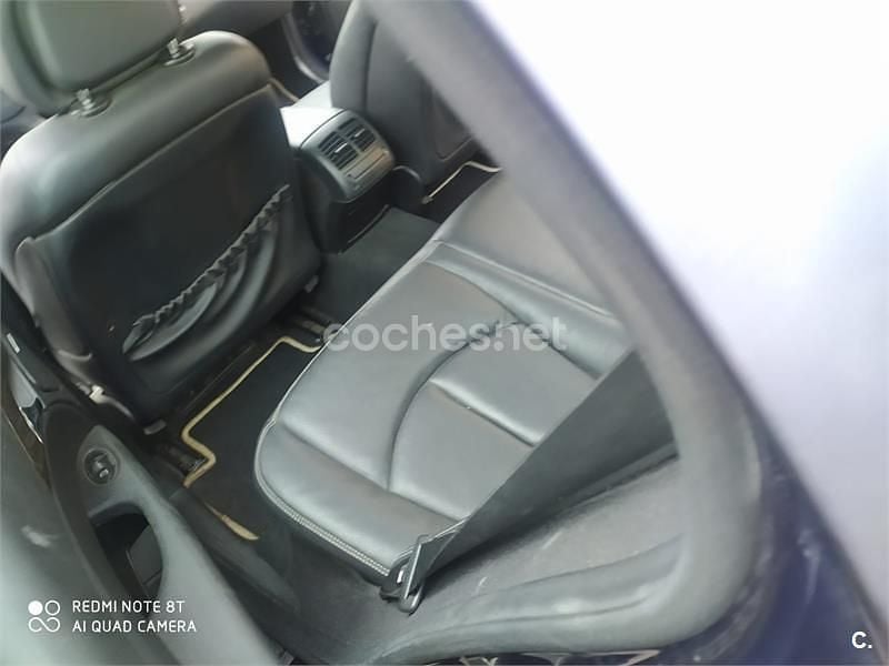 Azul Usado 2008 Mercedes E220 Avantgarde Berlina | 7900 € (Un poco caro) - Imagen 1/2