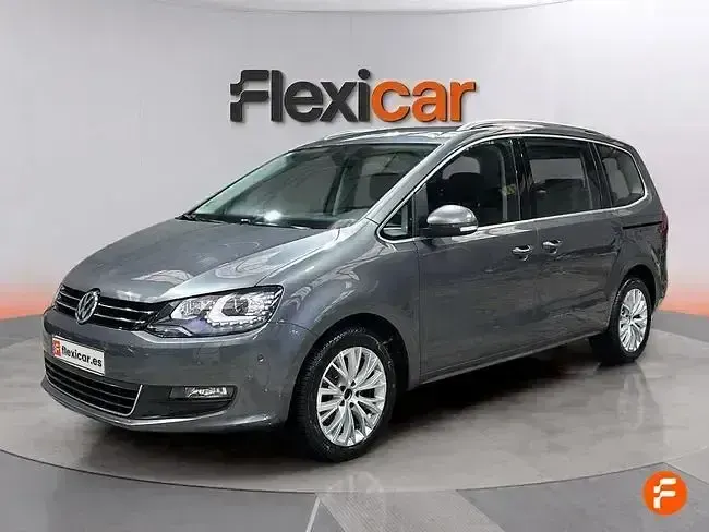 Usado VW Sharan Advance 150 CV (110 kW) 2018 Gris Monovolumen