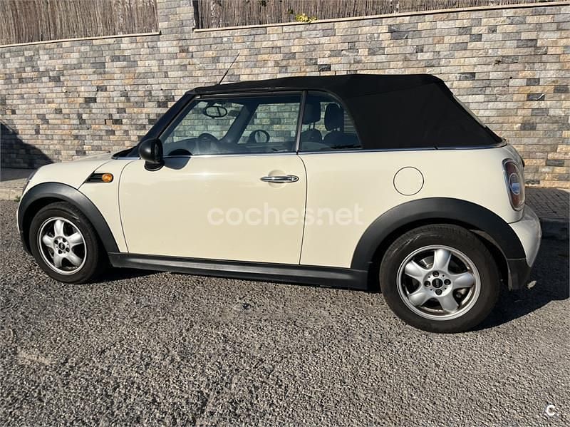 Usado Mini One Cabriolet 98 CV (72 kW) 2011 Blanco Descapotable