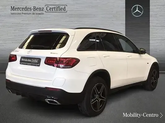 Usado Mercedes GLC300de AMG line 194 CV (142 kW) 2021 SUV
