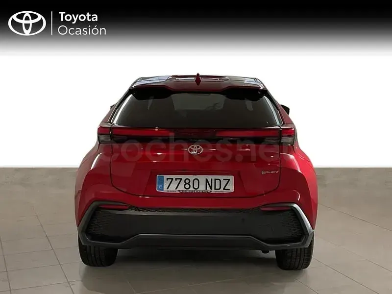 Usado Toyota C-HR Advance 223 CV (164 kW) 2025 Rojo SUV